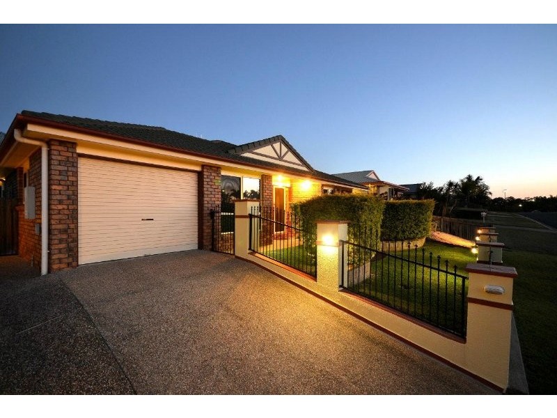 12 Tropicana Drive, Avoca QLD 4670