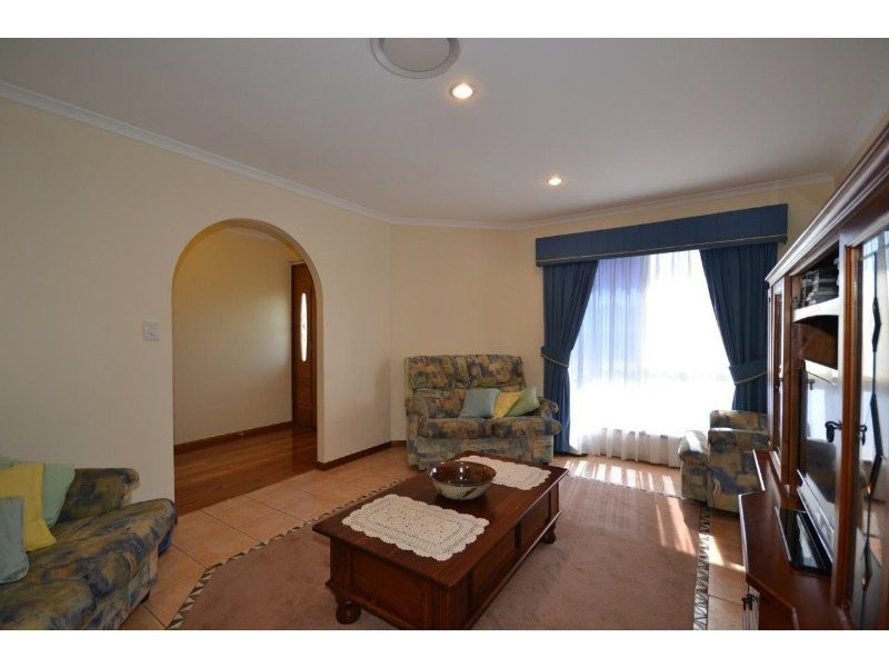 12 Tropicana Drive, Avoca QLD 4670