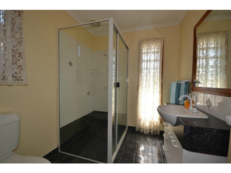 12 Tropicana Drive, Avoca QLD 4670