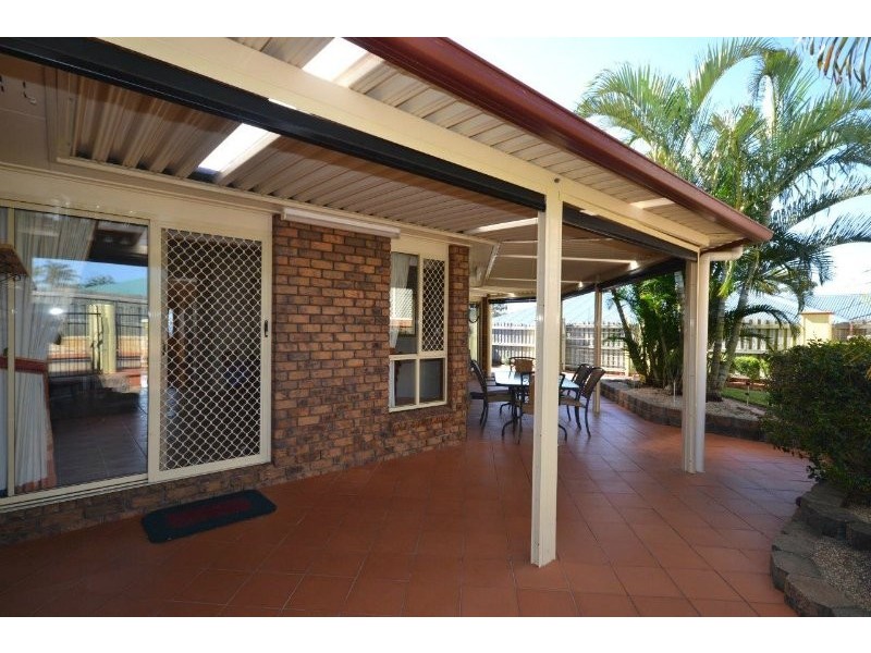 12 Tropicana Drive, Avoca QLD 4670