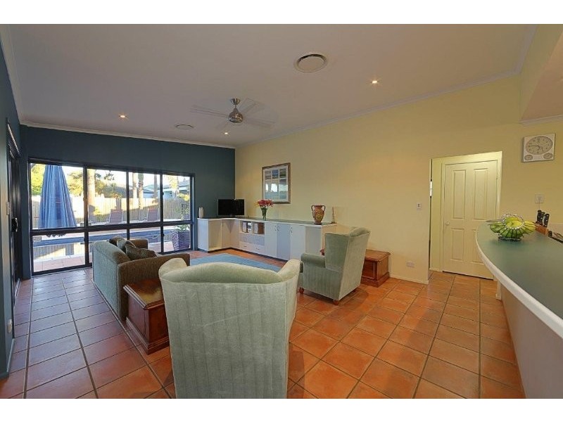 3 Baker-Finch Drive, Bargara QLD 4670