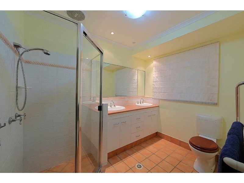 3 Baker-Finch Drive, Bargara QLD 4670