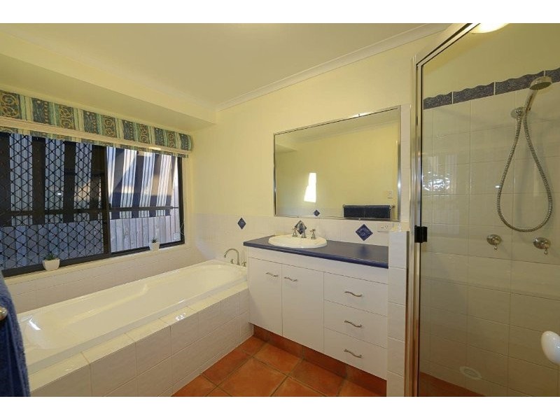 3 Baker-Finch Drive, Bargara QLD 4670