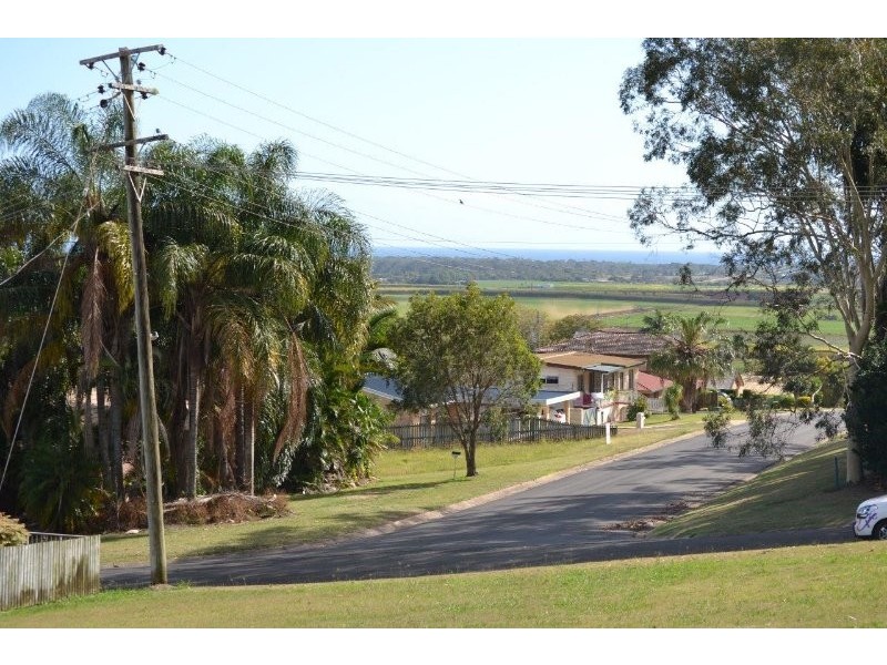 2 Panorama Drive, Qunaba QLD 4670