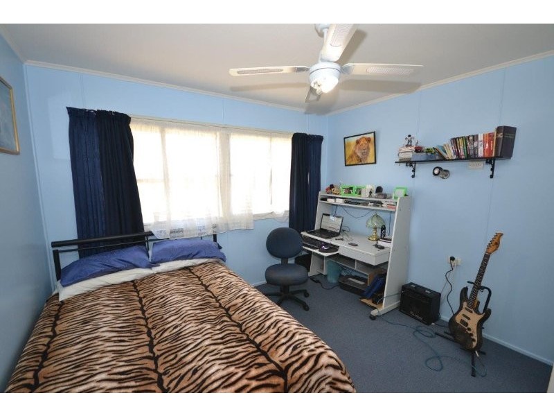 11 Totten Street, Kepnock QLD 4670
