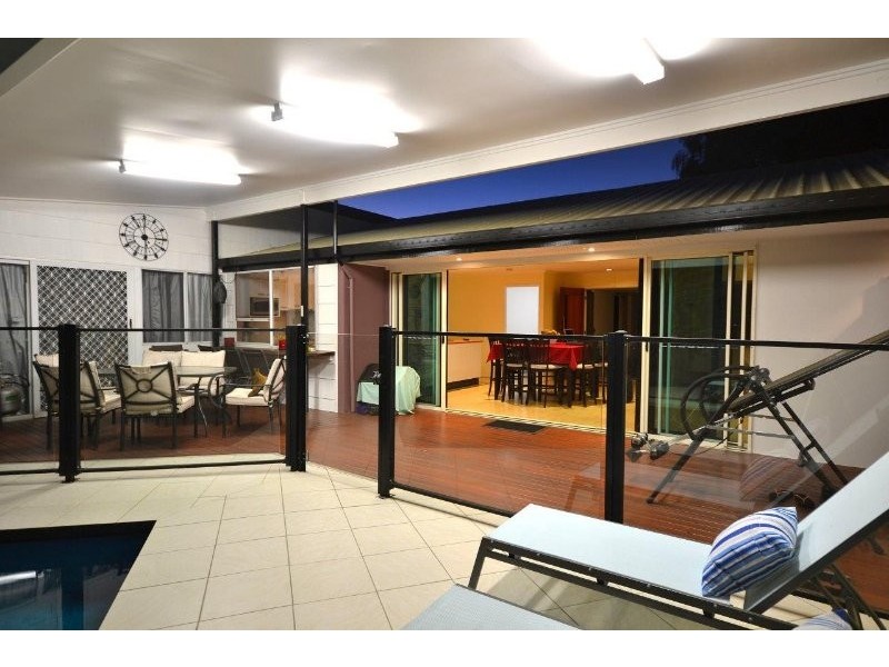 18 Wilson Street, Kepnock QLD 4670