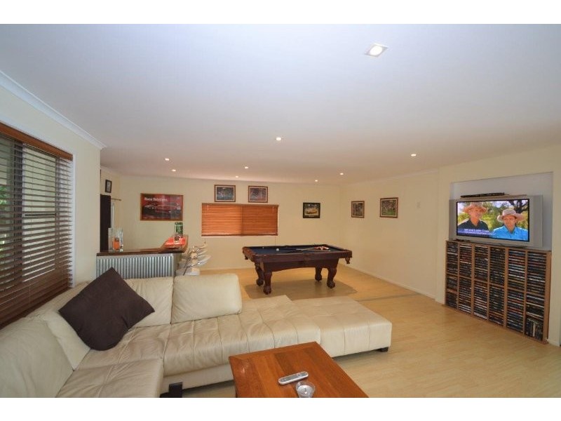 18 Wilson Street, Kepnock QLD 4670