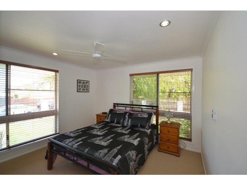 18 Wilson Street, Kepnock QLD 4670