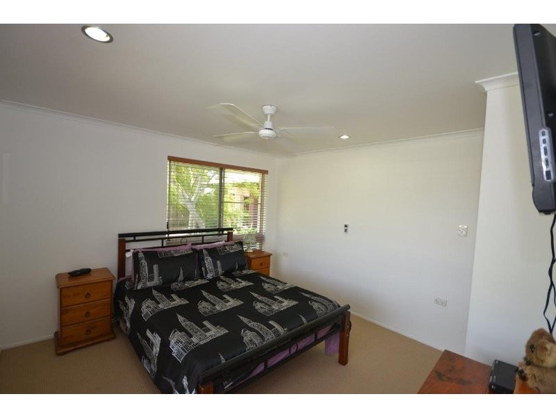 18 Wilson Street, Kepnock QLD 4670