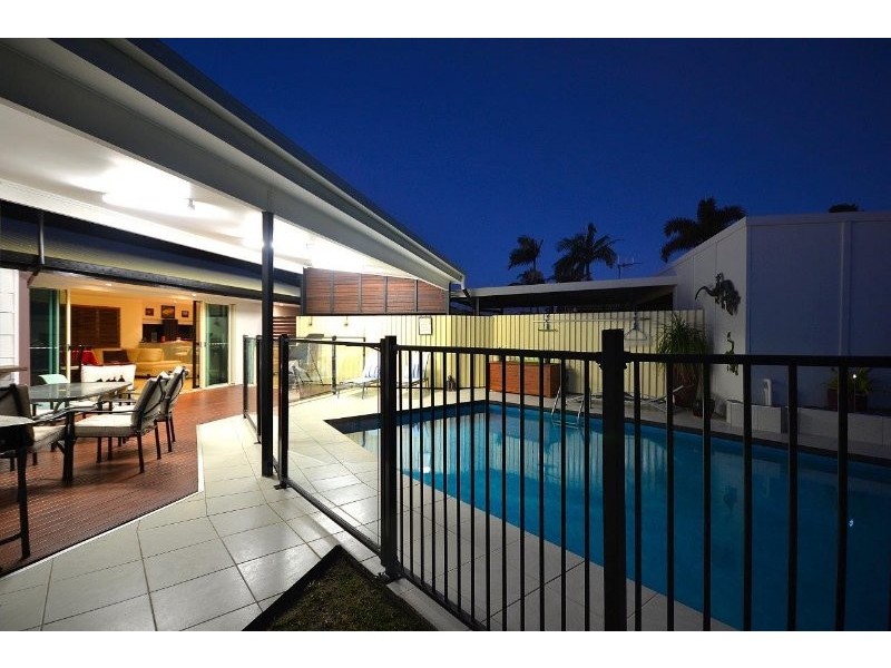 18 Wilson Street, Kepnock QLD 4670