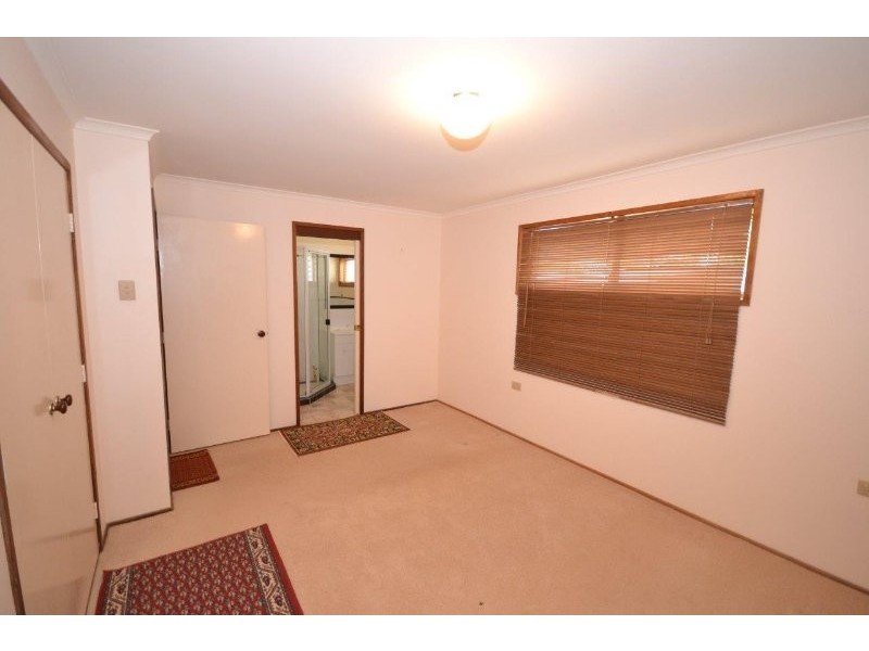 68 Pharlap Parade, Branyan QLD 4670