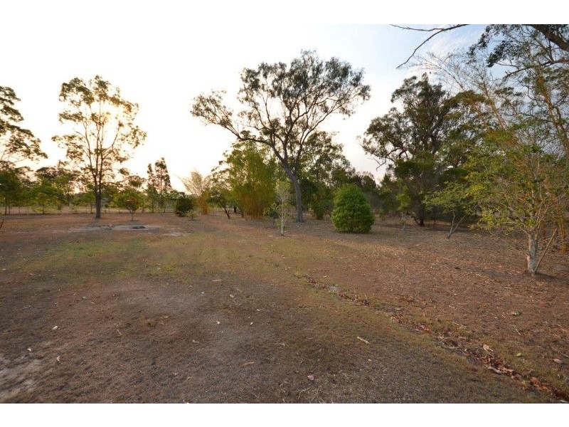 68 Pharlap Parade, Branyan QLD 4670