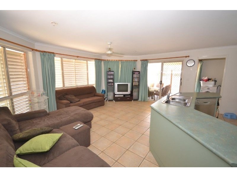 24 Park Royal Drive, Branyan QLD 4670