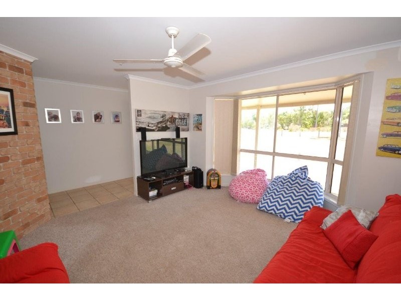 24 Park Royal Drive, Branyan QLD 4670