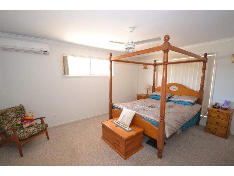 24 Park Royal Drive, Branyan QLD 4670