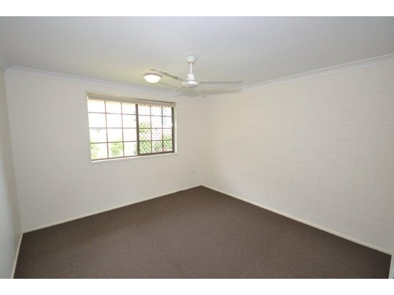 2/50 Holland Street, Bargara QLD 4670