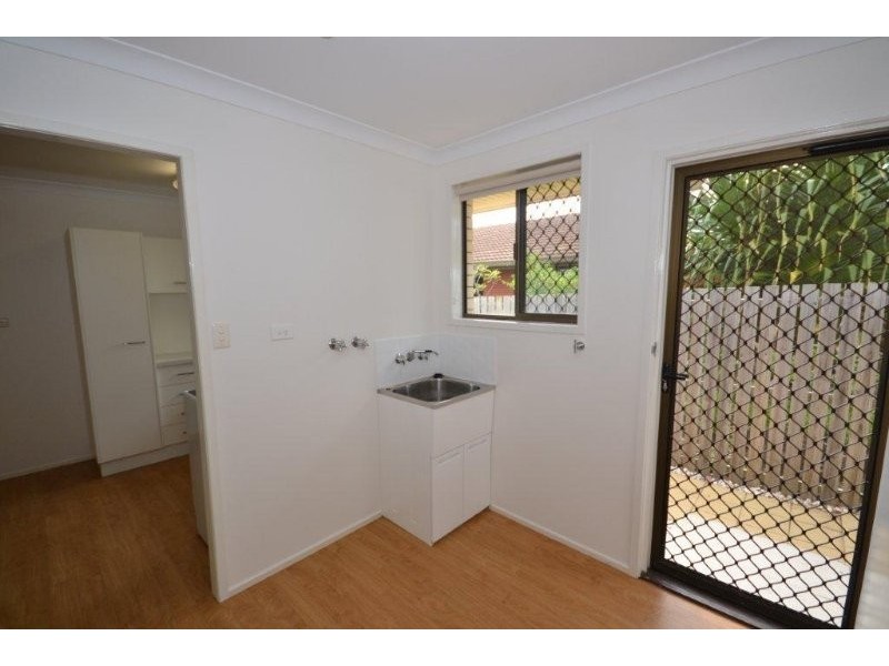 2/50 Holland Street, Bargara QLD 4670