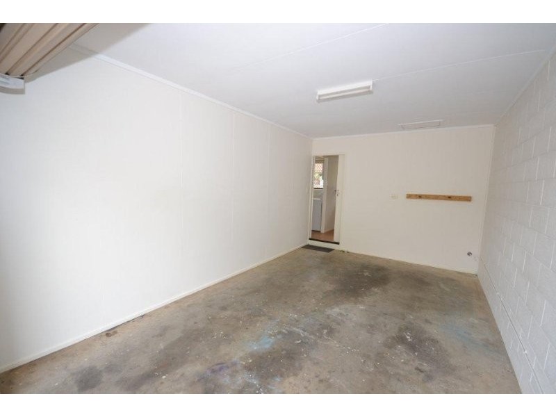 2/50 Holland Street, Bargara QLD 4670