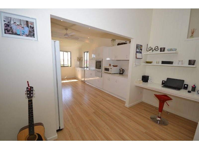 8 Pacific Court, Bargara QLD 4670