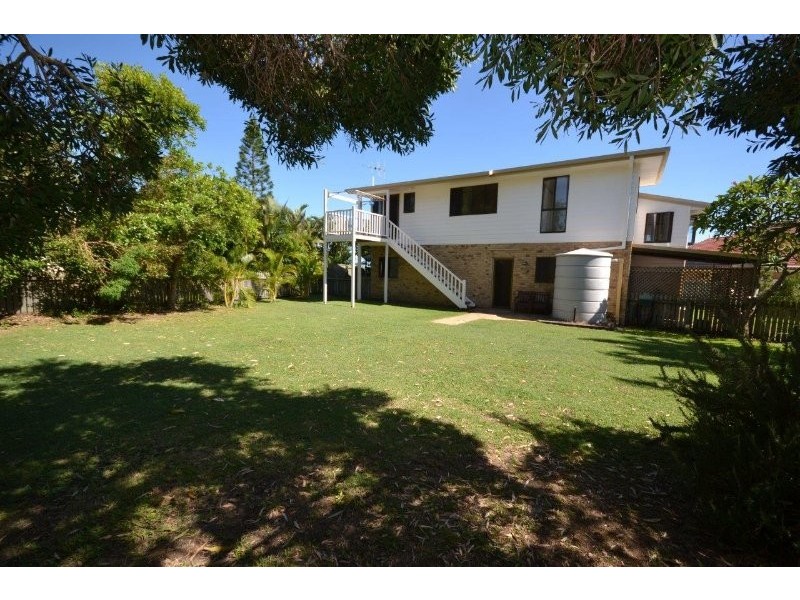 8 Pacific Court, Bargara QLD 4670