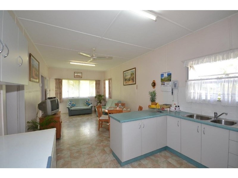 263 Dicksons Road, Yandaran QLD 4673