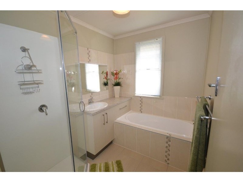 64 Sims Road, Walkervale QLD 4670