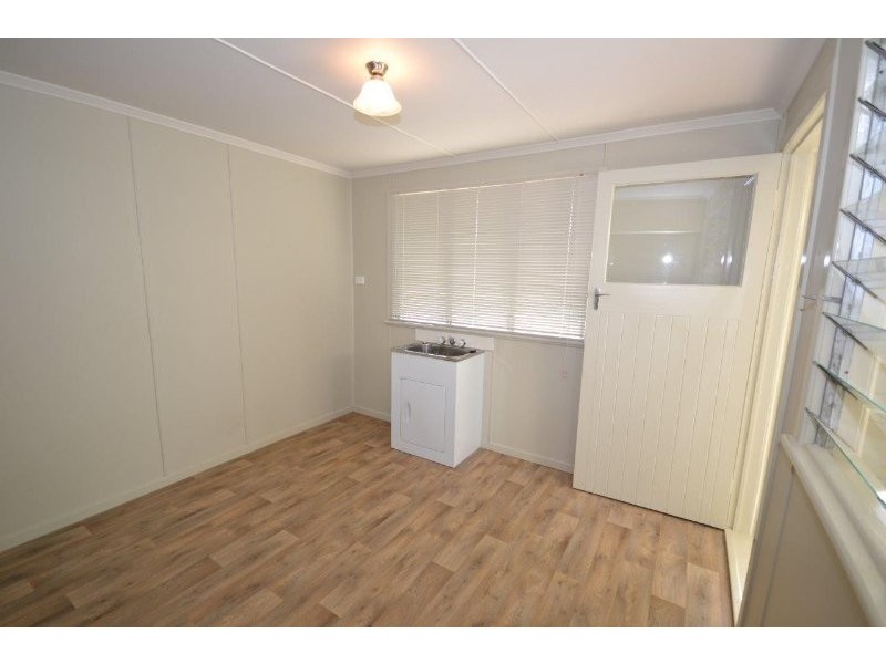 64 Sims Road, Walkervale QLD 4670