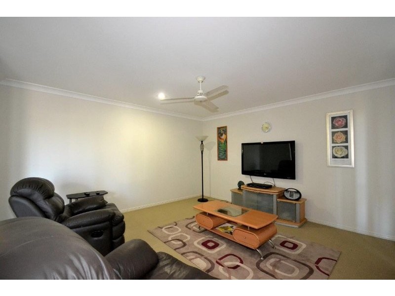 20 Bisdee Street, Coral Cove QLD 4670