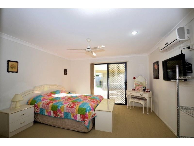 20 Bisdee Street, Coral Cove QLD 4670