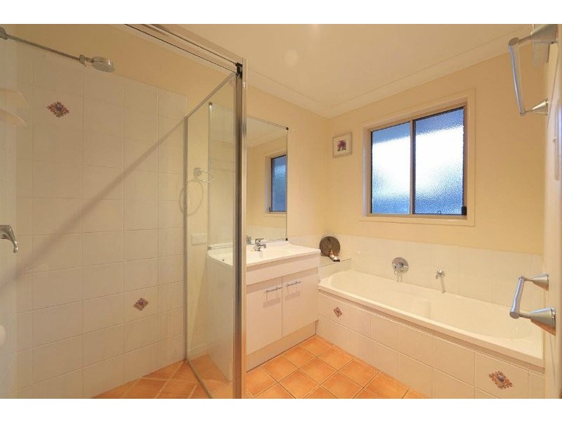 29 Pharlap Parade, Branyan QLD 4670