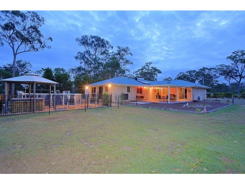 29 Pharlap Parade, Branyan QLD 4670