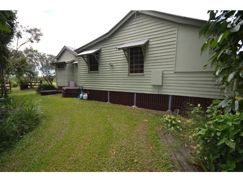 1252 Moorlands Road, Moorland QLD 4670