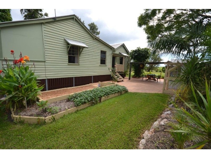 1252 Moorlands Road, Moorland QLD 4670