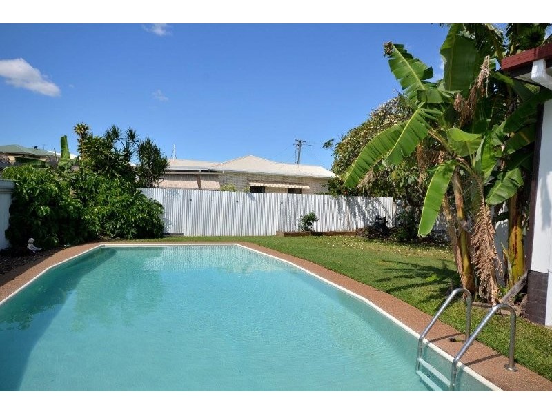 13 Seventy Four Court, Avoca QLD 4670