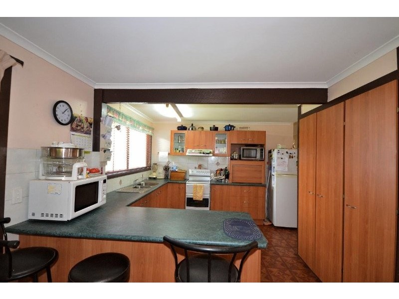 13 Seventy Four Court, Avoca QLD 4670