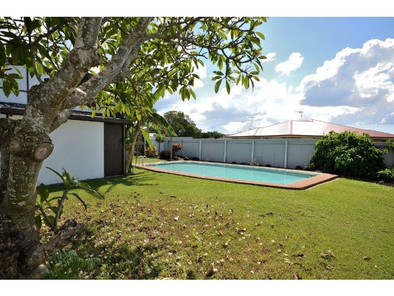 13 Seventy Four Court, Avoca QLD 4670