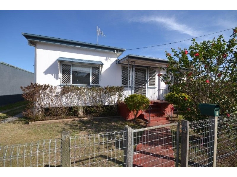 2 Kent Street, Bundaberg East QLD 4670