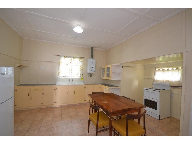 38 Elliott Heads Road, Kepnock QLD 4670