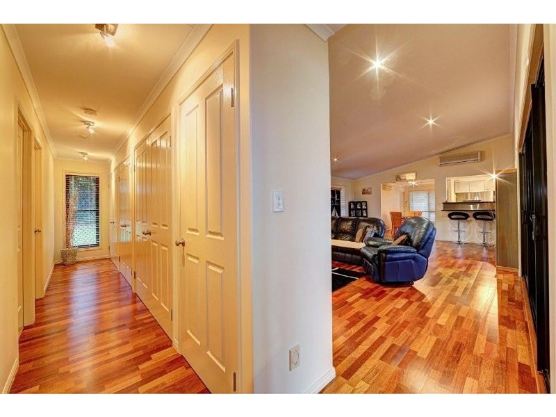 13 Slalom Crescent, Branyan QLD 4670