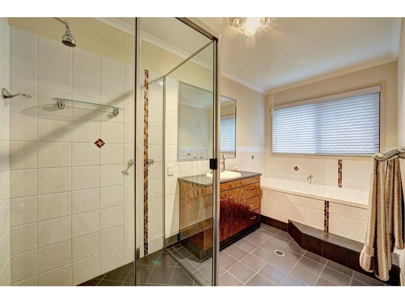 13 Slalom Crescent, Branyan QLD 4670