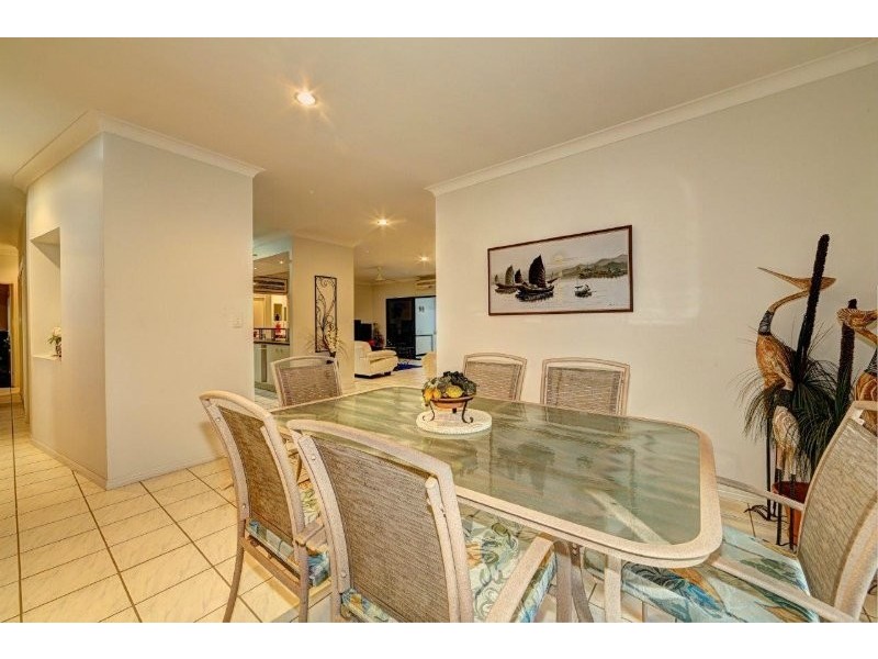 31 Coral Cove Drive, Coral Cove QLD 4670