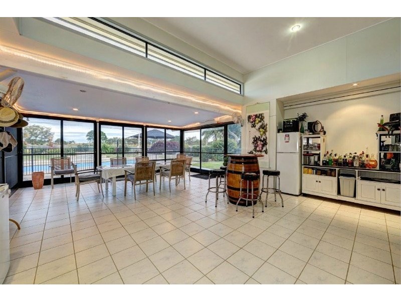31 Coral Cove Drive, Coral Cove QLD 4670