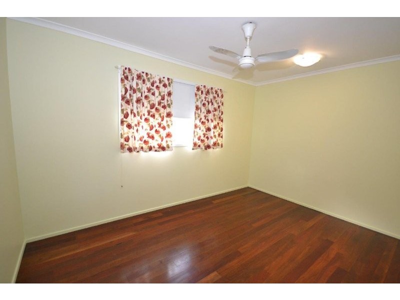 6 Twyford Street, Avoca QLD 4670