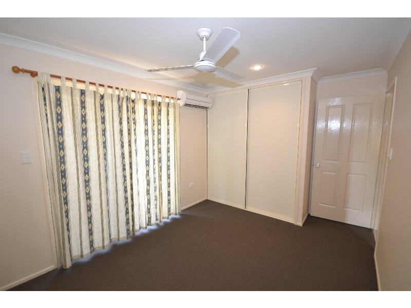 8 Regent Street, Avoca QLD 4670