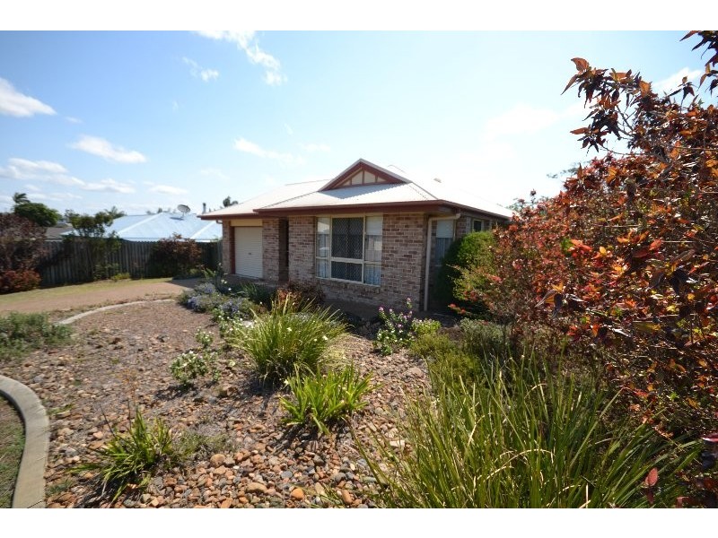 8 Regent Street, Avoca QLD 4670