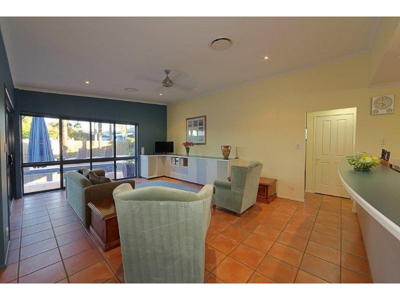 3 Baker-Finch Drive, Bargara QLD 4670