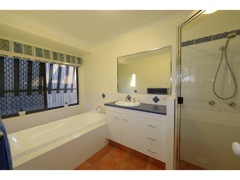 3 Baker-Finch Drive, Bargara QLD 4670