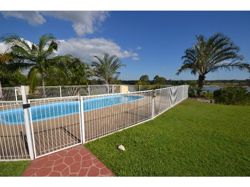 8 Rustic Road, Sharon QLD 4670