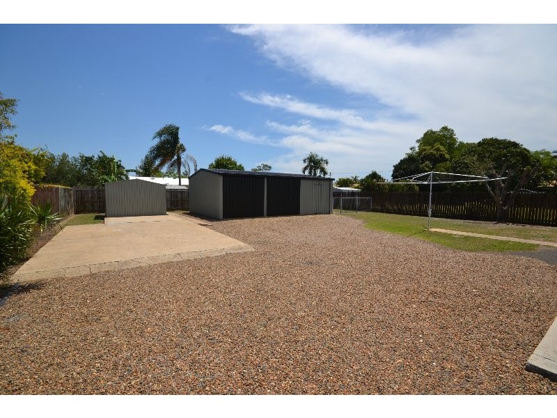 22 McLachlan Drive, Avenell Heights QLD 4670