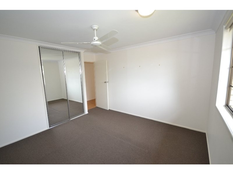 2/50 Holland Street, Bargara QLD 4670